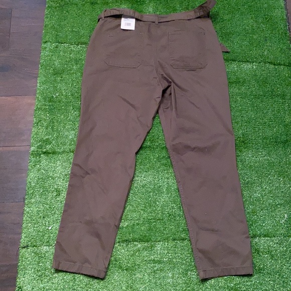Lee Ankle Pants - Picture 2 of 4